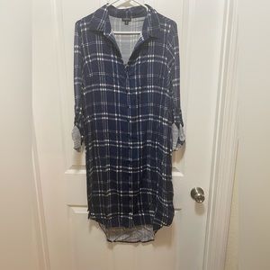 Torrid navy blue and white button up dress